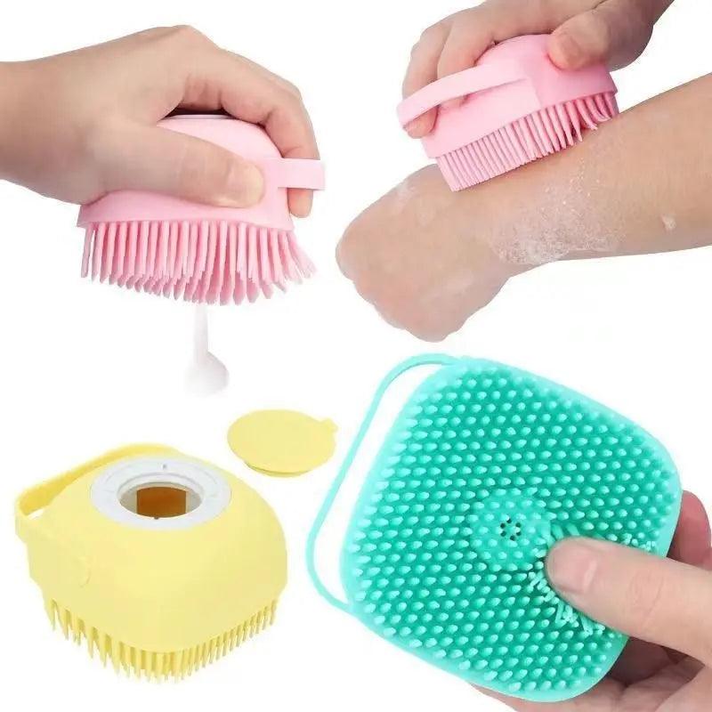 Escova de Silicone para Banho com Dispenser de Sabão